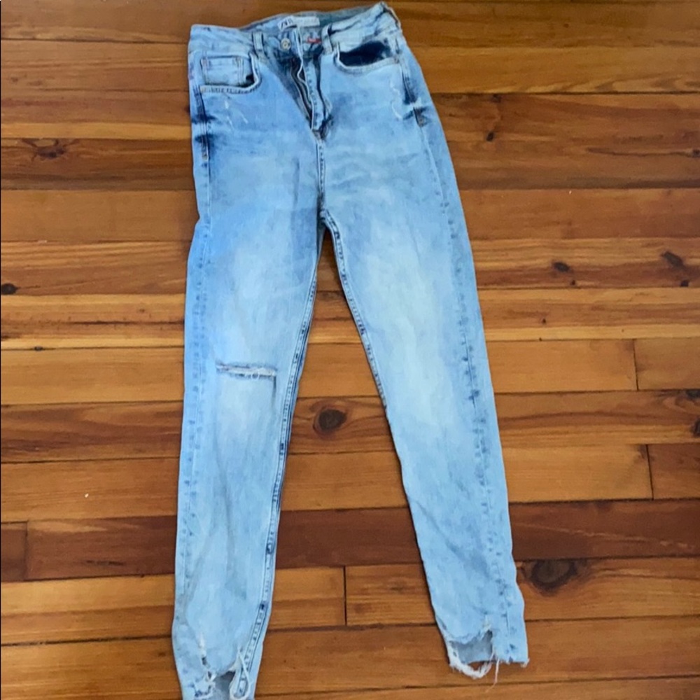 Zara light washed jeans